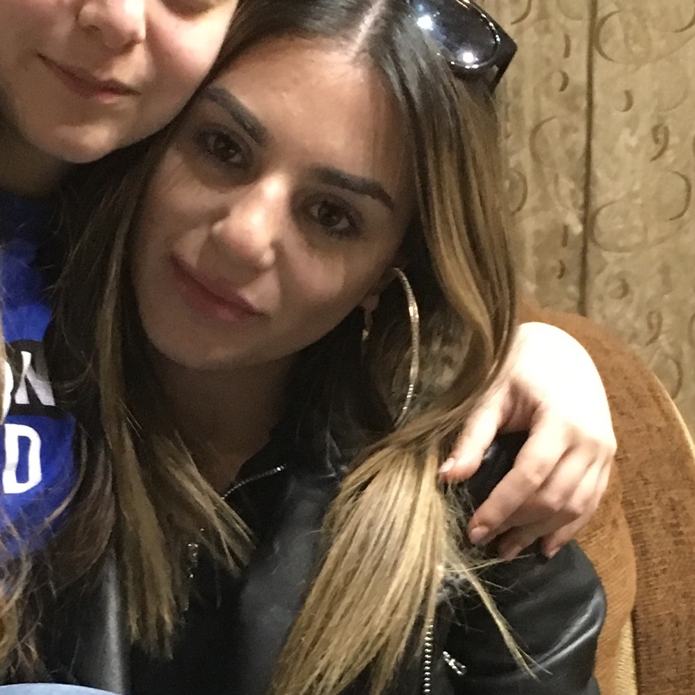 Meet your Posher, Lucy